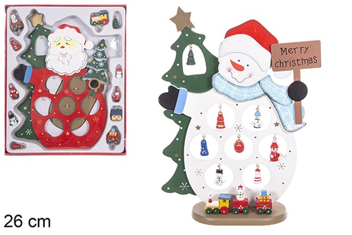 [114900] Père Noël/Bonhomme de neige en bois avec 7 figurines décorées assorties 26 cm